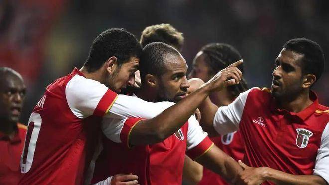 里尔打破节奏迎战对手,挑战不容低估 里尔打破节奏迎战对手,挑战不容低估