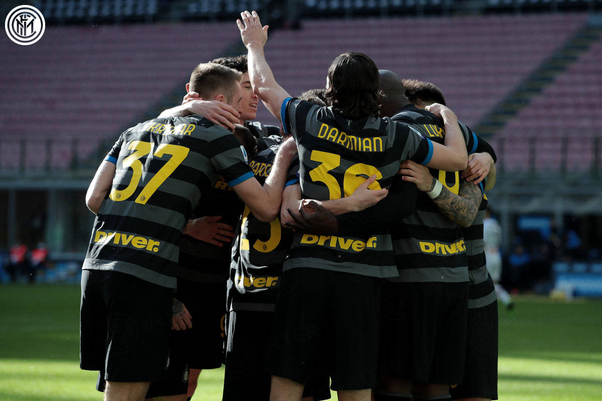 星空体育官方网站-贝内文托主场大胜，领跑积分榜