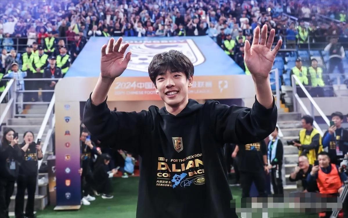 精湛球技惊艳全场,创造奇迹 精湛球技惊艳全场,创造奇迹