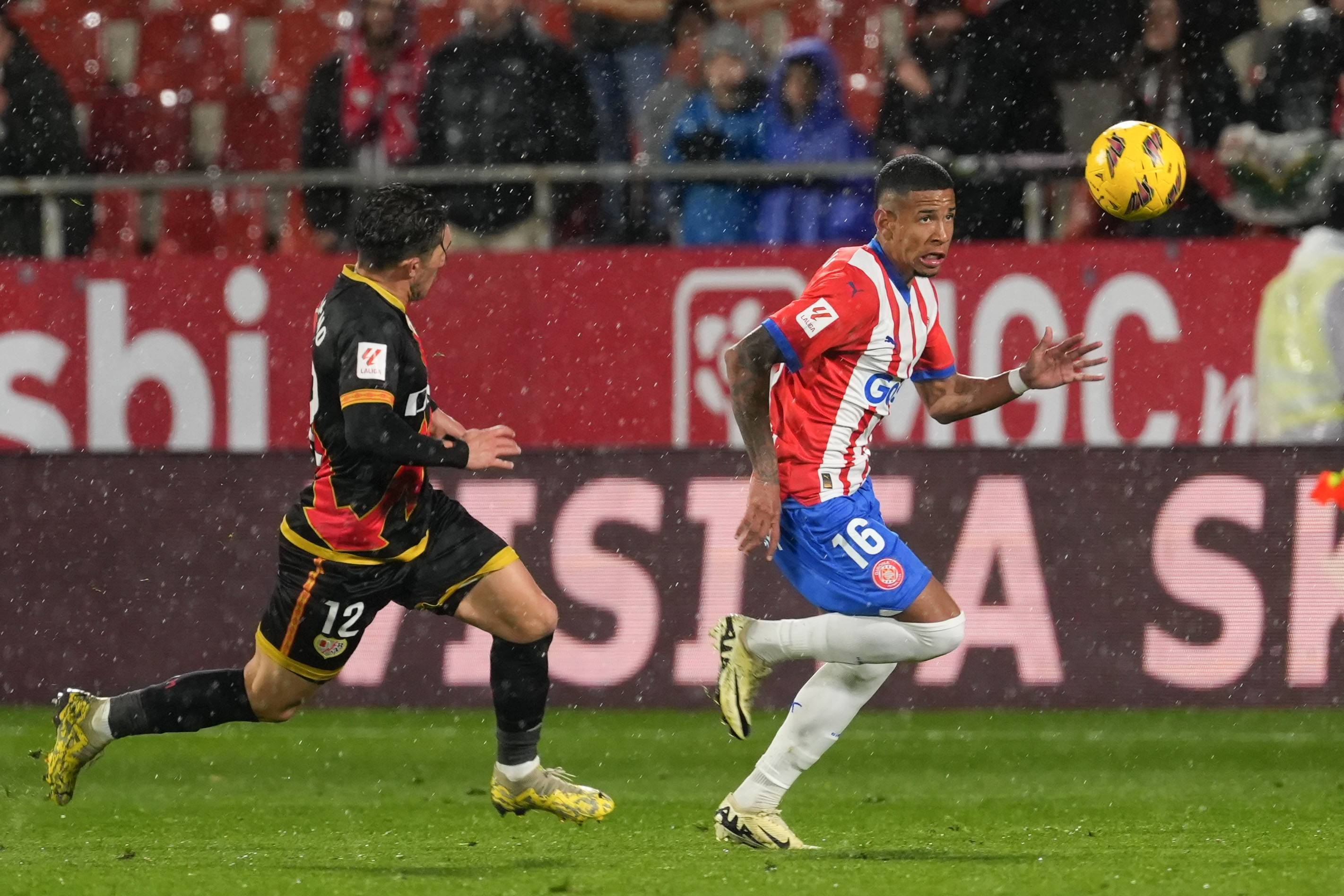 星空体育官网-阿尔梅里亚主场击败赫罗纳，取得胜利