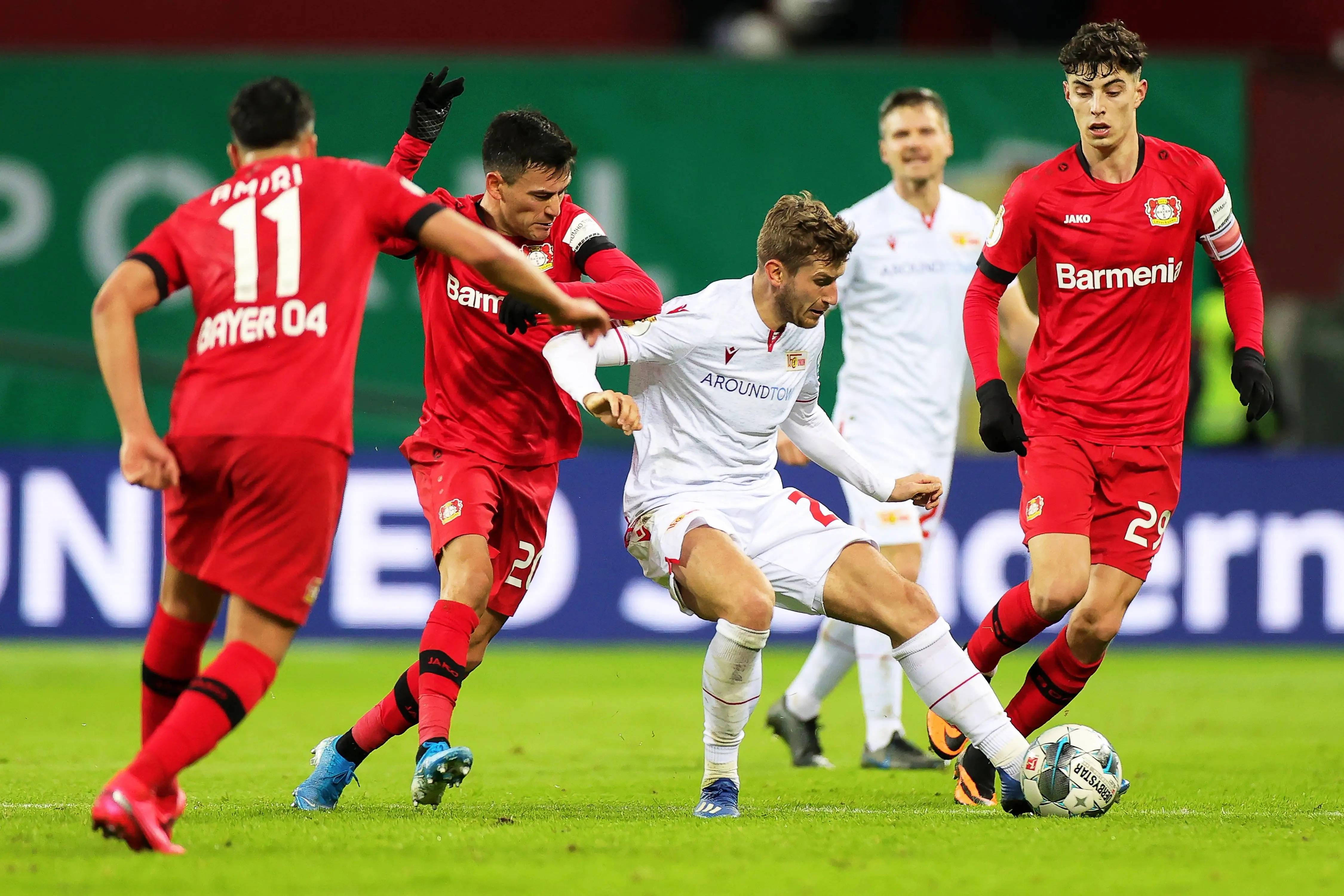 斯图加特新帅上任,球队未来前景备受期待 斯图加特新帅上任,球队未来前景备受期待