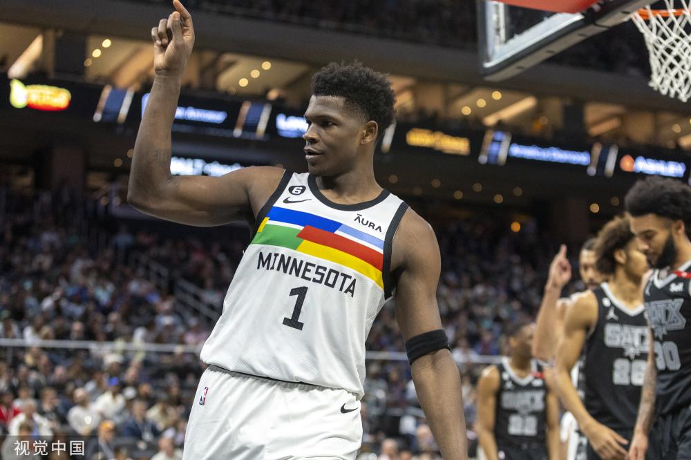 星空体育-森林狼主场大胜马刺，取得三连胜